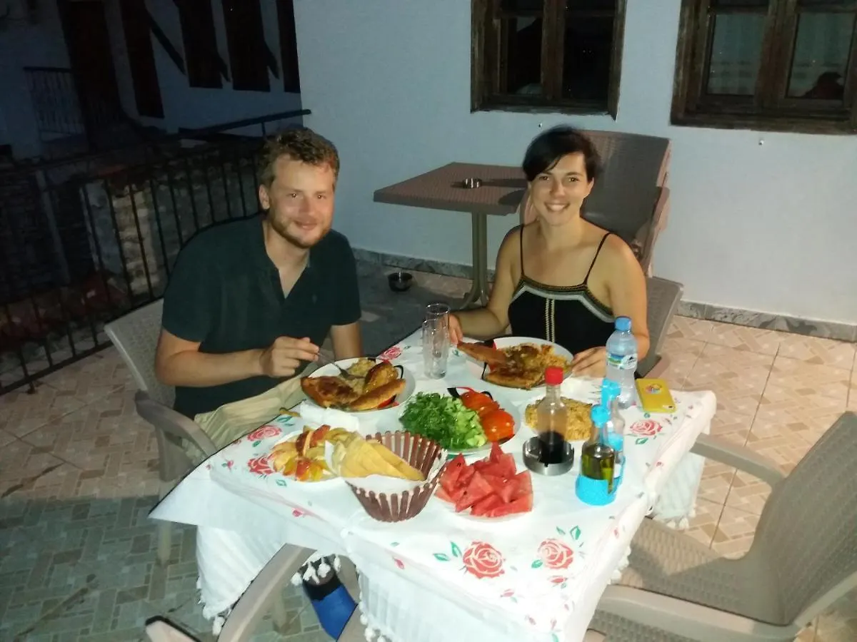 Guest House Luli Berat 0*,  Albania