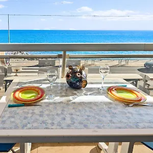 'le Berkeley' Vue Mer, Centre, Parking , Menton France