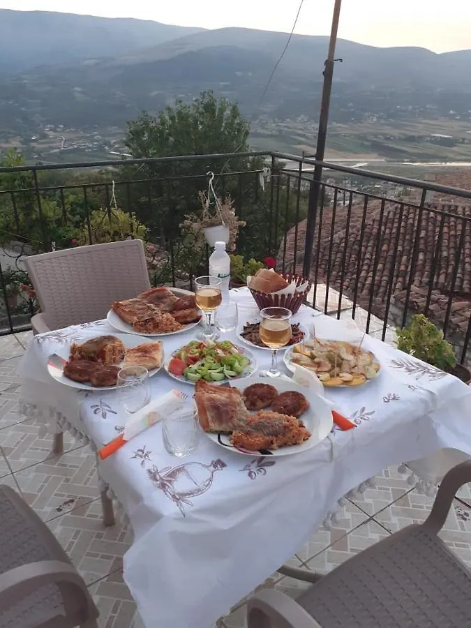 Guest House Luli Berat Appartamento